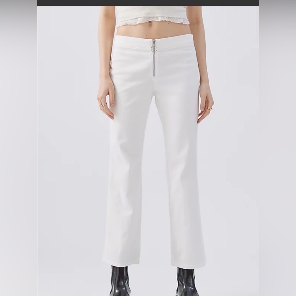 Urban Outfitters size 2 pants white never worn NWT